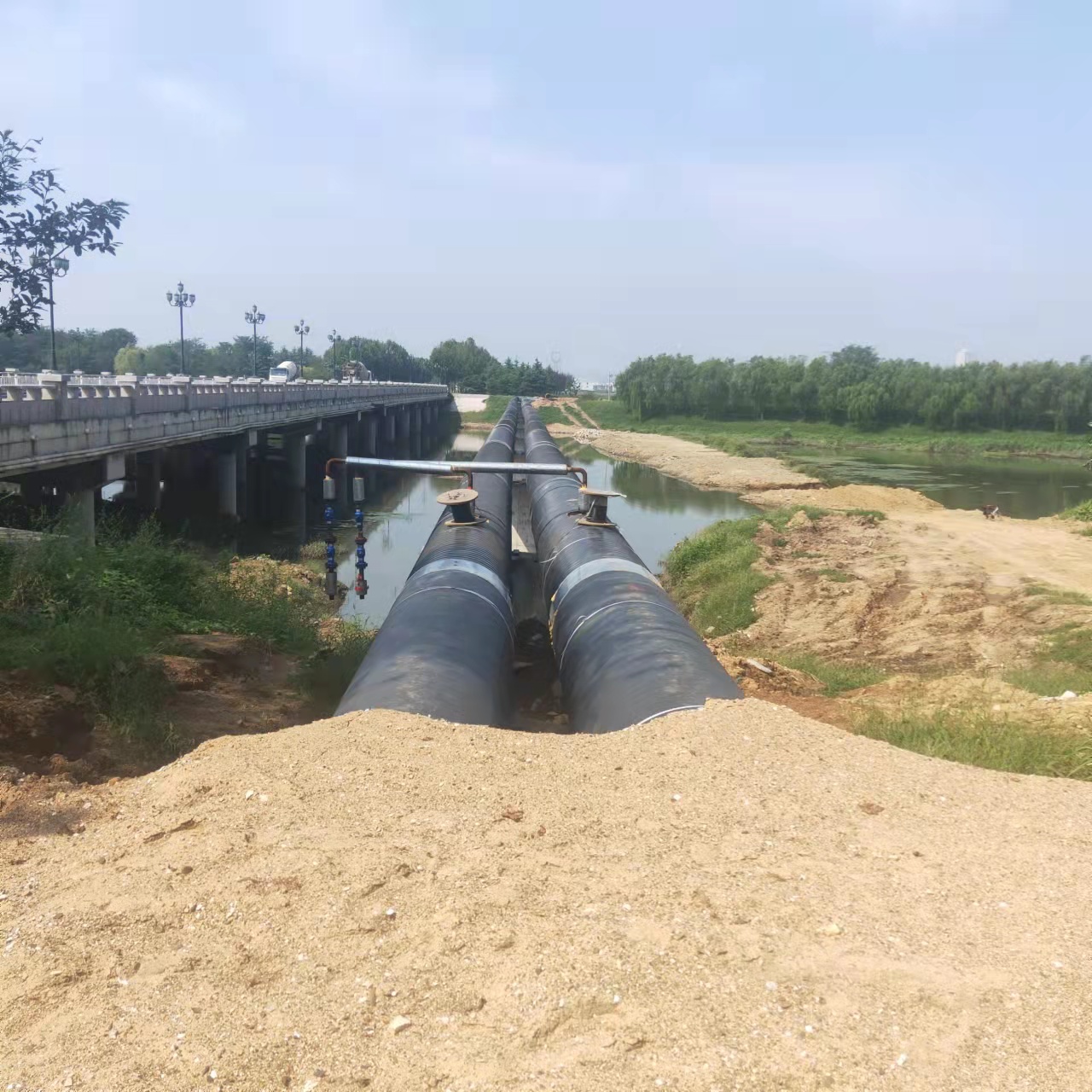 日照西气东输管道施工输油管道清洗